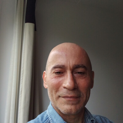 Roberto zoekt een Kamer / Appartement in Eindhoven
